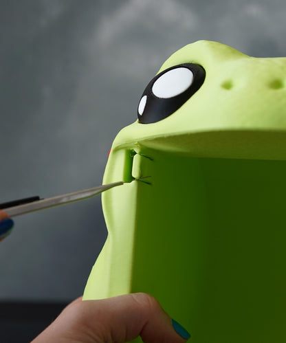 Distributeur de papier toilette Croa, la grenouille